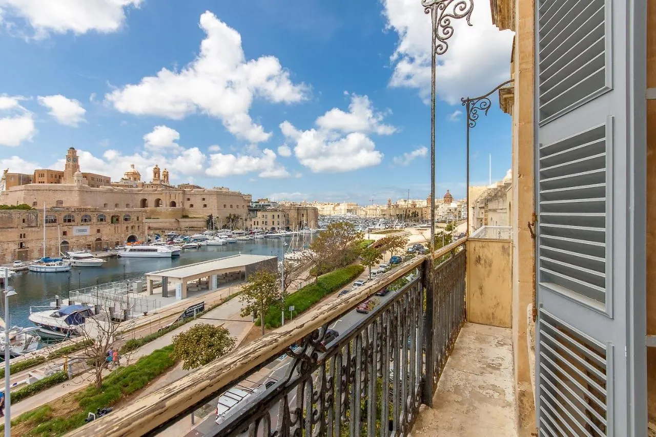 Marina View - Front Of Sea Cospicua - Happy Rentals